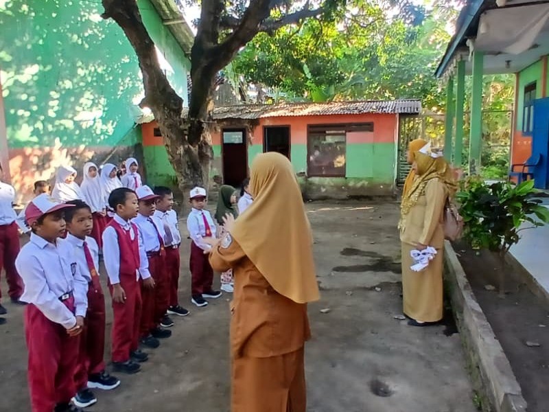 PENYAMBUTAN SISWA BARU KELAS 1 DAN PELAKSANAAN MPLS RAMAH